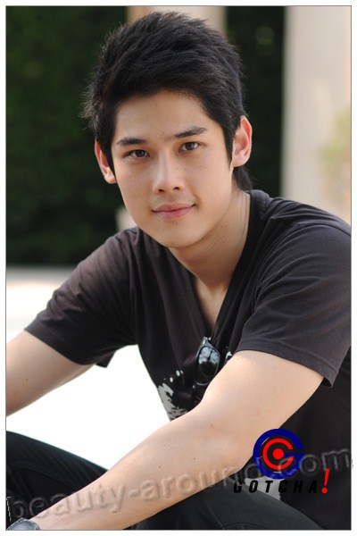 Top 16 Handsome Thai Actors Photo Gallery 